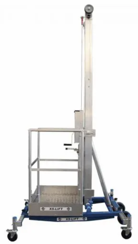 ASC XS-Lift piegato per il trasporto, mostrando la struttura compatta e leggera.